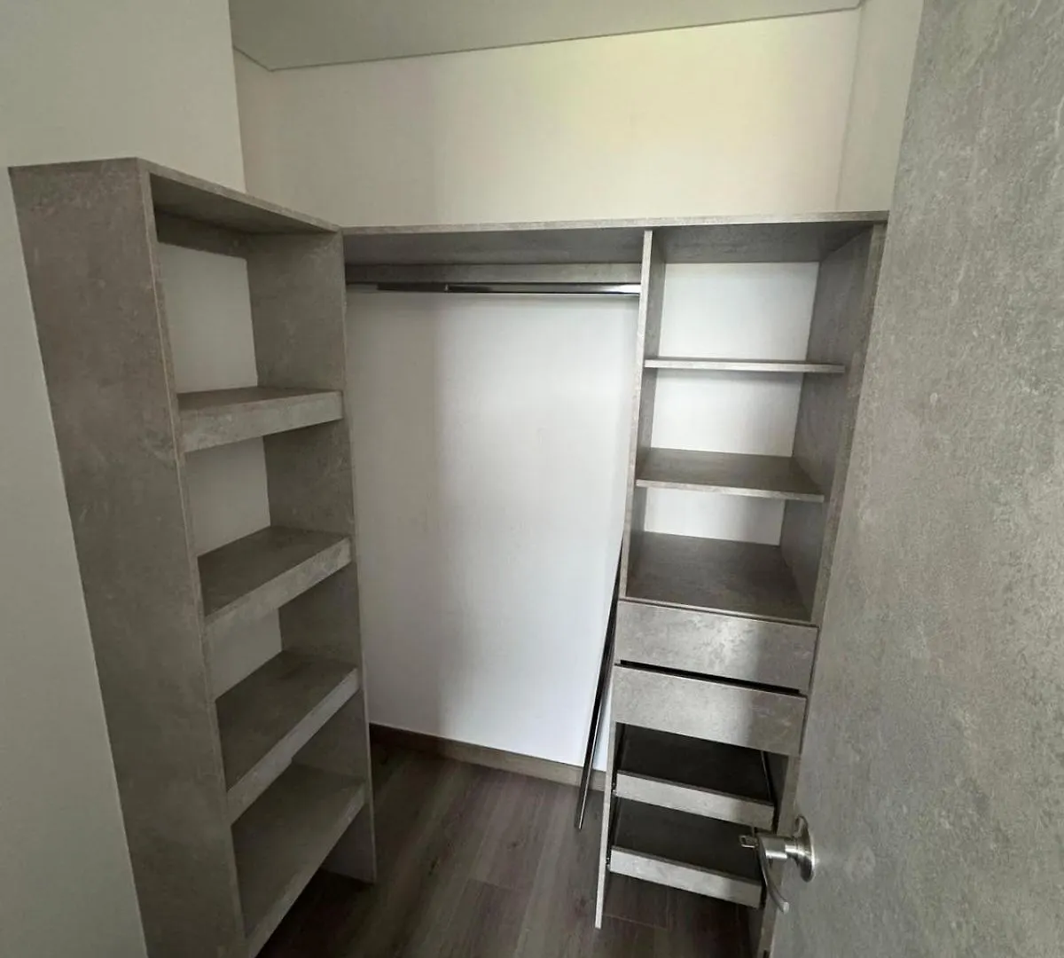 Modern 3 Bedroom Apartment With Balcony Medellín