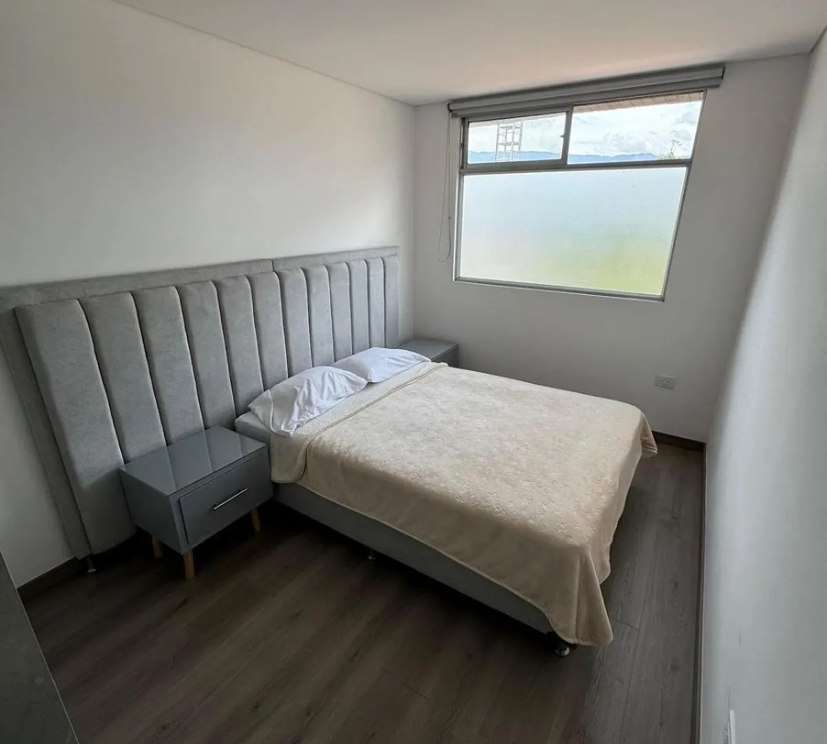 Modern 3 Bedroom Apartment With Balcony Медельин